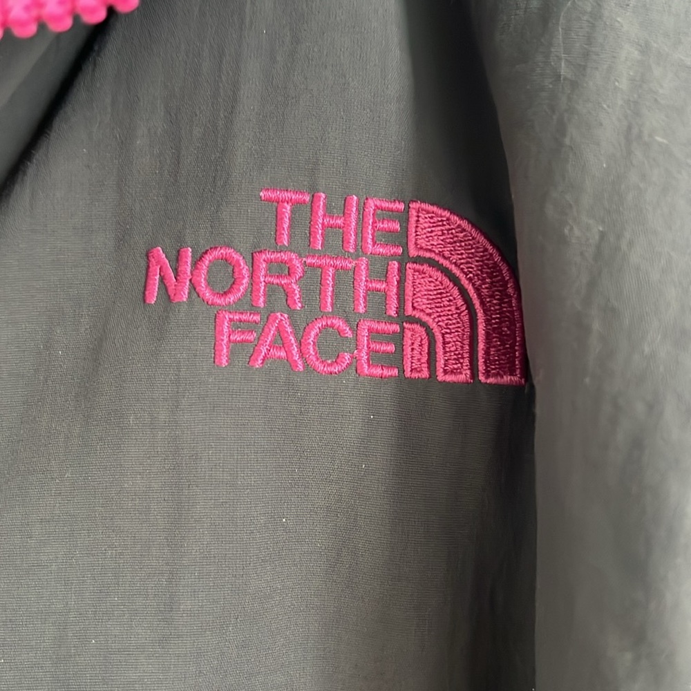 North face jacket - Picture 2 of 6